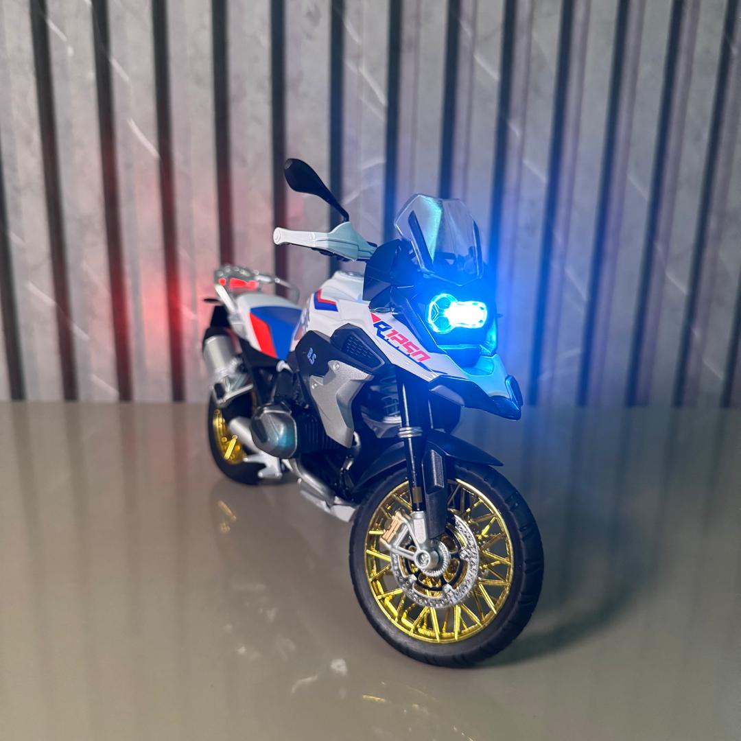 BMW GS 1250 Adventure - Échelle 1/9